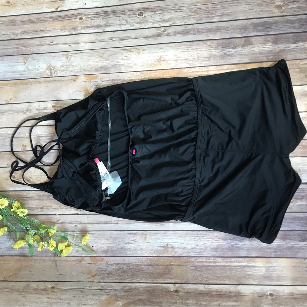 Pink lotus Black athletic romper - Picture 5 of 7